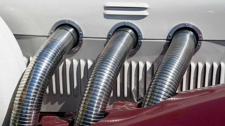Heating pipes